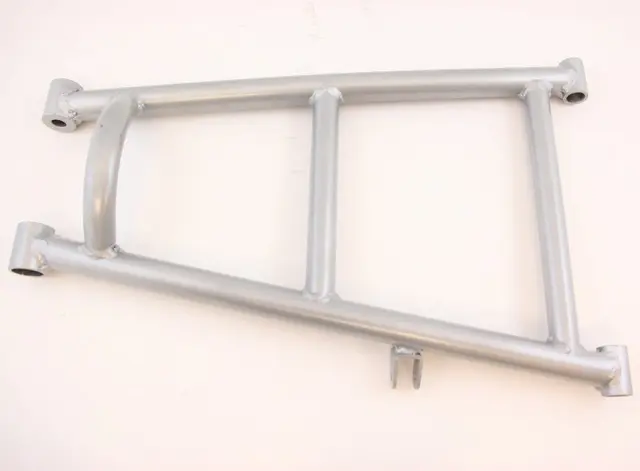 A-Arm - Arctic Cat, Nedre Venstre - Sølv OEM: 2703-103 