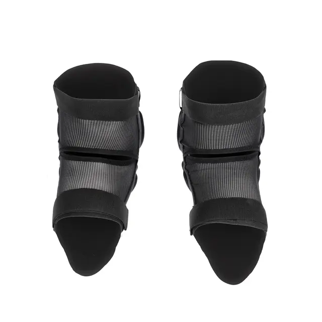 AC X-Knee Knee Guard Soft Adult Black 