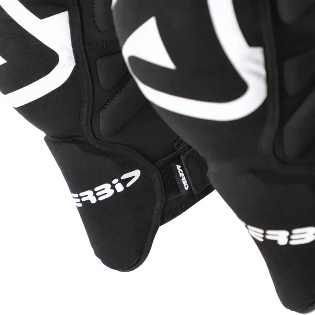 AC X-Knee Knee Guard Soft Adult Black 