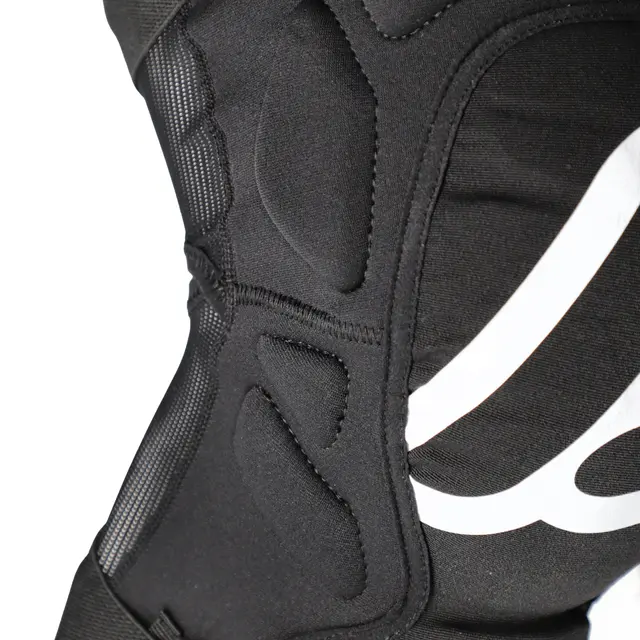 AC X-Knee Knee Guard Soft Adult Black 
