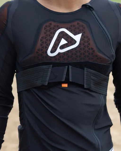 AC Body Armour Flux Air Black, S/M 