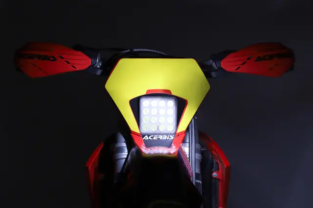 AC Headlight Vsl For G Ec250F 24 