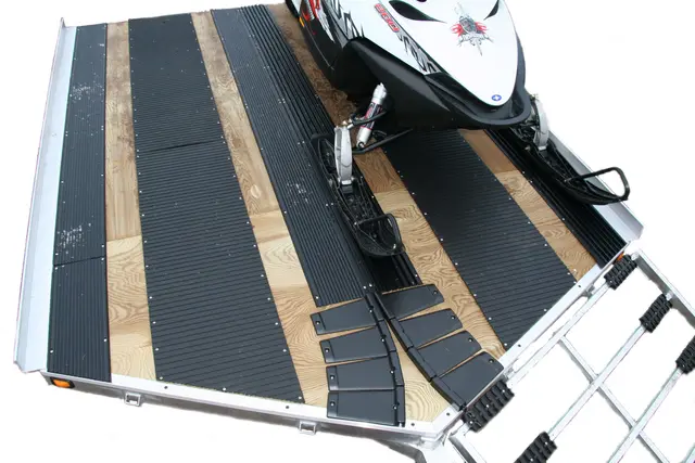 Caliber TraxMat - 72''/183cm x 46cm Beskytter henger, letter lasting/lossing 