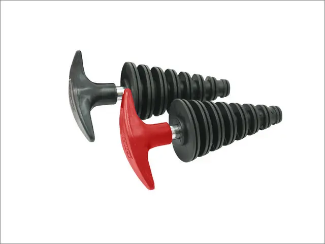 DRC Eksosplugg Liten, Svart ø15-30mm For eksosåpning ø15-30mm 