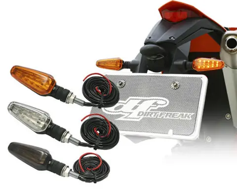 DRC 602 LED Blinklys - 12V, R&#248;ykfarget Leveres i par