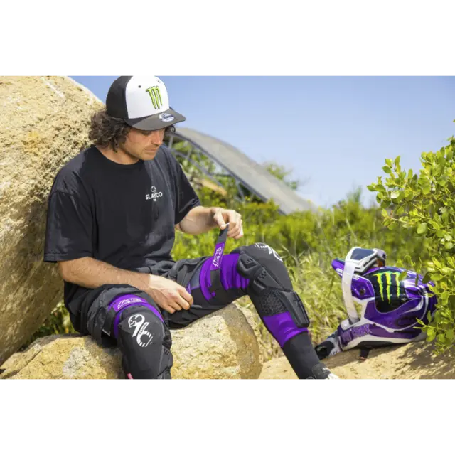 EVS SPORTS Knebeskytter S/M Voksen 