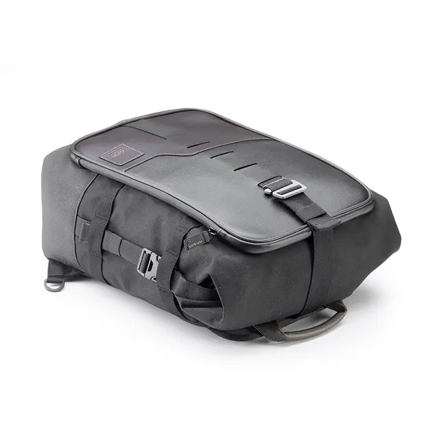 Givi CRM101 Corium MC Ryggsekk/Salveske - 18 Liter