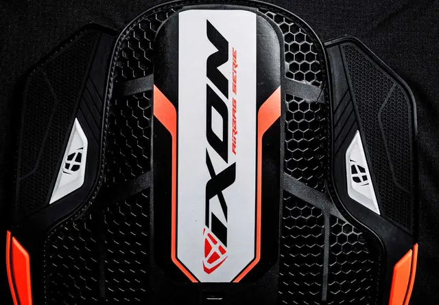 Ixon Ix-airbag U05 Vest Sort/O. Str M InMotion/Ixon Airbag Vest racing trådløs 