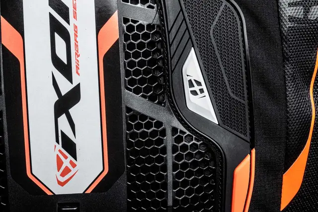 Ixon Ix-airbag U05 Vest Sort/O. Str M InMotion/Ixon Airbag Vest racing trådløs 