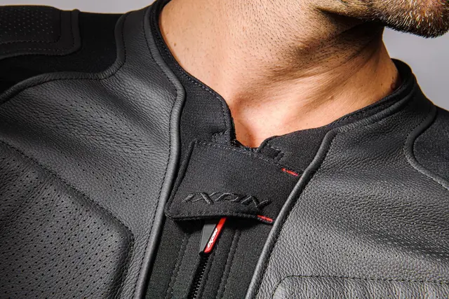 Ixon Vendetta EVO Jakke, Sort/hvit 2XL Sport/racing 2-delt skinn, stretch 