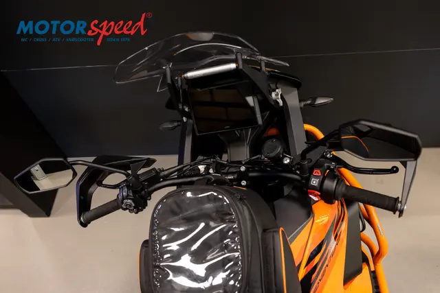 KTM 1290 Super Adventure S 2023 3553 km 