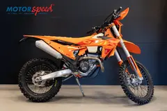 KTM 250 EXC-F SIX DAYS 2025 VBKEXA402SM168069 Km.stand: 392 / 14T