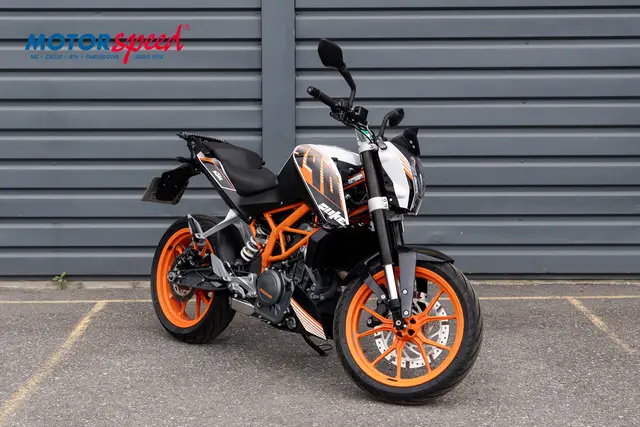 KTM 390 Duke (2013) Hvit 5258 km 