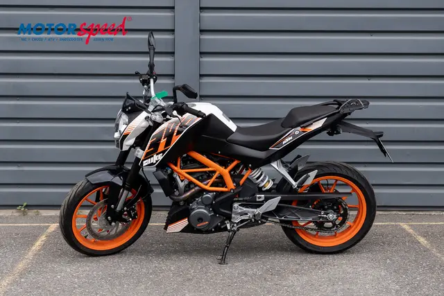KTM 390 Duke (2013) Hvit 5258 km 