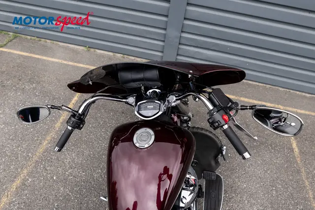 Yamaha XVS 1300 A Midnight Star 2010 39079km 