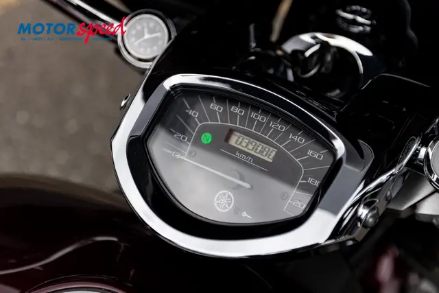 Yamaha XVS 1300 A Midnight Star 2010 39079km 