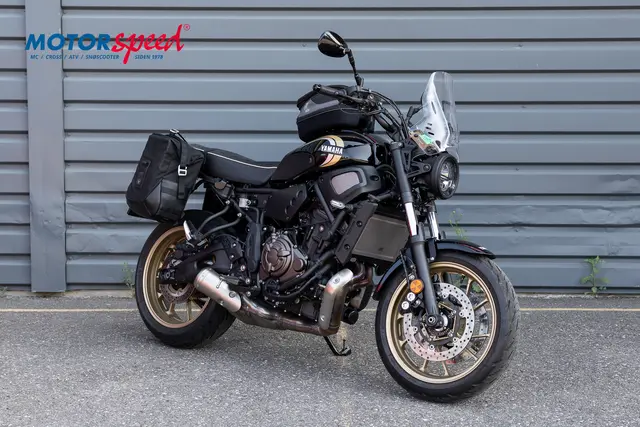 Yamaha XSR 700 Legacy -2022 5082km 