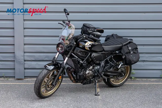 Yamaha XSR 700 Legacy -2022 5082km 