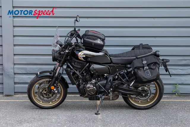 Yamaha XSR 700 Legacy -2022 5082km 