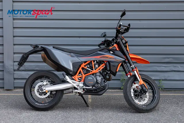 KTM 690 SMC-R 2022/2023 9132km 