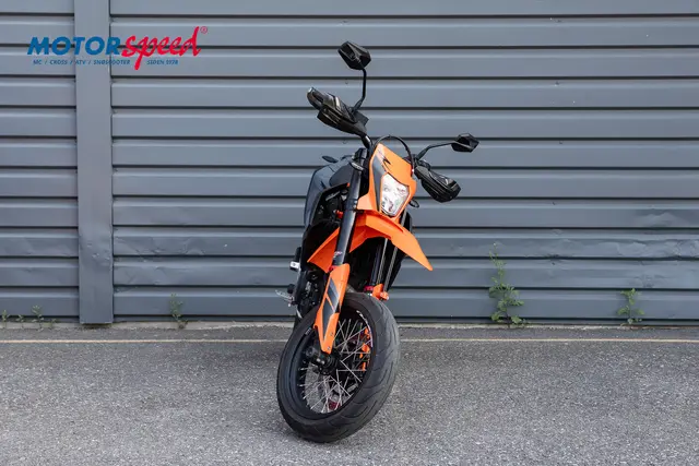KTM 690 SMC-R 2022/2023 9132km 