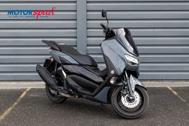Yamaha N-max 155 2024 Power Grey, gått 7575 km 