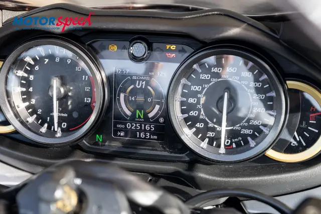 Suzuki GSX1300R Hayabusa 2021 Gått 25165 km 
