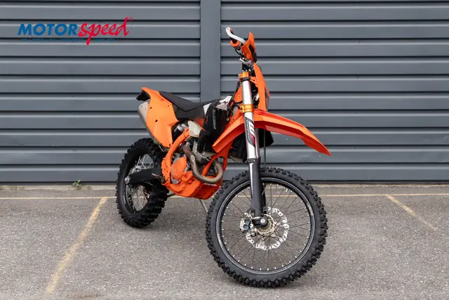KTM EXC-F 250 Six Days 2019 Gått 4664 km / 190 timer 