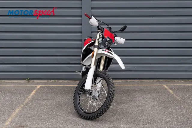 Fantic XEF 450 2025 (Reg 2026) 303km  4Timer 