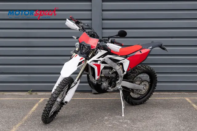 Fantic XEF 450 2025 (Reg 2026) 303km  4Timer 