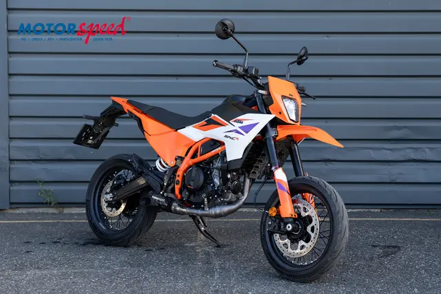 KTM 390 SMC R 2025 Demo Km stand: 344 pr 19.08.26 