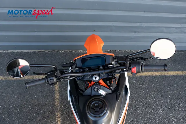 KTM 390 SMC R 2025 Demo Km stand: 344 pr 19.08.26 