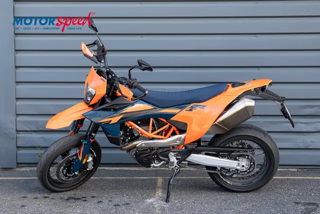 KTM 690 SMC R 2026 Demo Km stand: 352 pr 19.08.26 