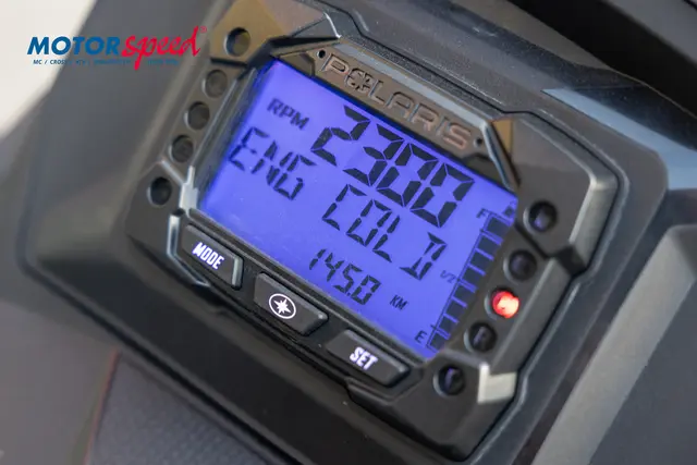 Polaris 850 RMK KHAOS 155 SLASH 2023 Demo, rød/hvit, gått 145 km pr 01.10.25 