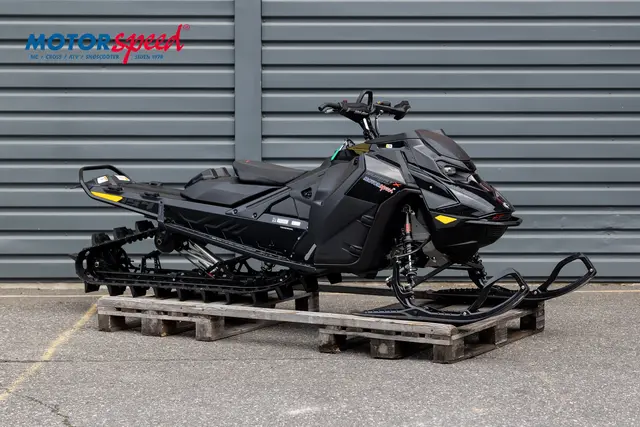 Ski-Doo Summit 850 E-TEC 2024 154" Demo, X, TurboR, gått 151 km pr 01.10.25 