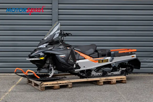 Lynx 69 Ranger PRO, 900 ACE Turbo 2025 Demo, 154", gått 51,8 km pr 01.10.25 