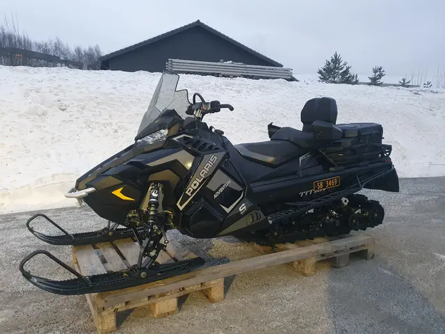 Polaris Titan Adventure S4 155 2023 Demo,gått 2168 km / 162 t pr 01.10.25 