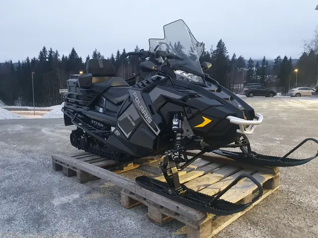 Polaris Titan Adventure S4 155 2023 Demo,gått 2168 km / 162 t pr 01.10.25 