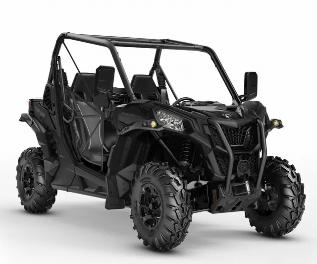 Can-Am Maverick 700 Trail 2026 Triple Black - DPS T ABS 