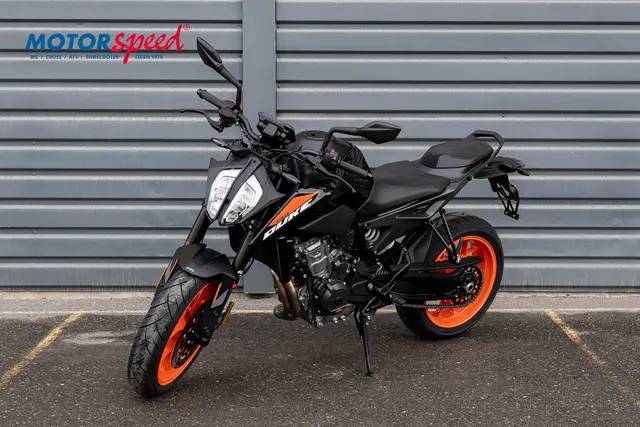 KTM 790 DUKE L 2026 Svart 