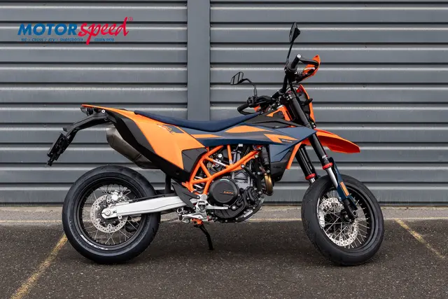 KTM 690 SMC R 2026 Oransje/mørkeblå 