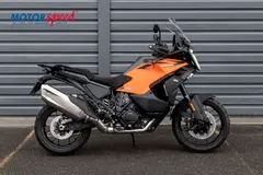 KTM 1390 Super Adventure S 2026 Oransje
