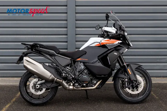 KTM 1390 Super Adventure S 2026 Sort 