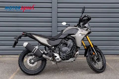 Yamaha Ténéré 700 2025 Lav modell - Frozen Titanium