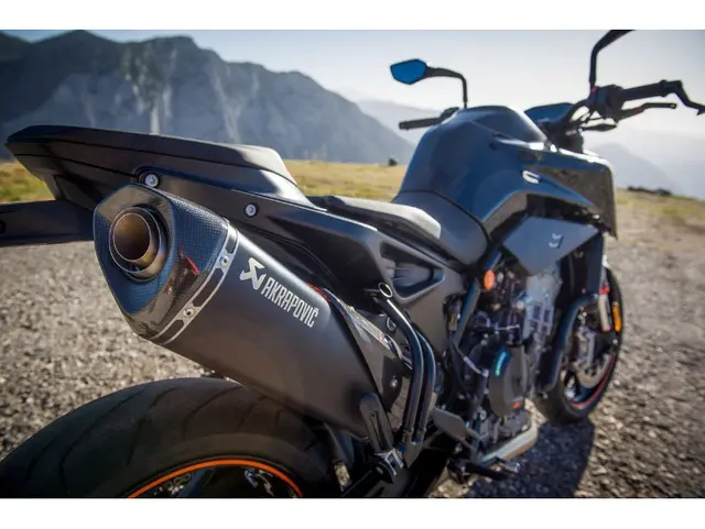 Akrapovic Slip-On Lyddemper KTM 890 Duke 