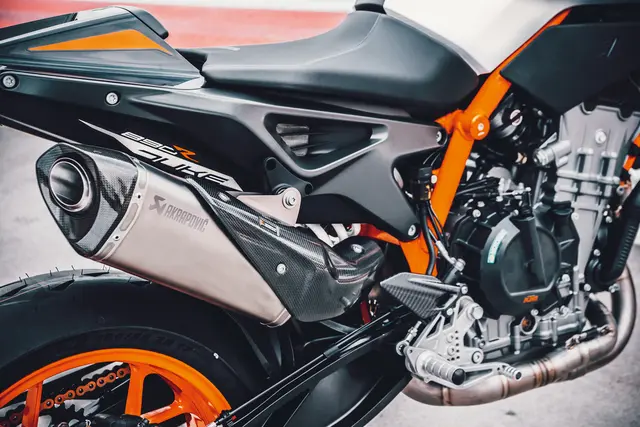 Akrapovic Kit Evolution Lyddemper KTM 890 Duke/Duke R 
