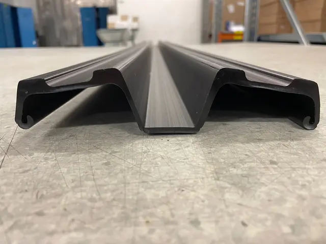 Plastbelegg SVB M/S Kjelke - Sort (Bred) 180cm, leveres enkeltvis 