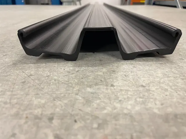 Plastbelegg SVB M/S Kjelke - Sort (Bred) 180cm, leveres enkeltvis 