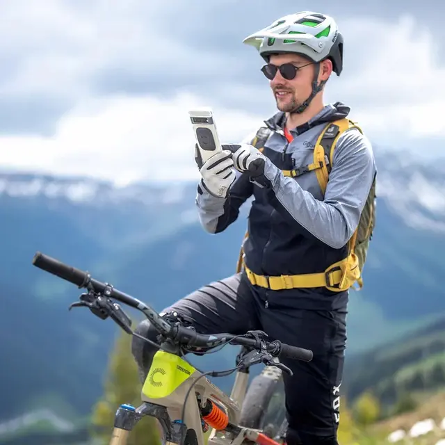 SP Connect Universalfeste