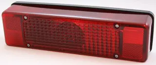 Baklykt, R&#248;d - Yamaha OEM: 82M847100000